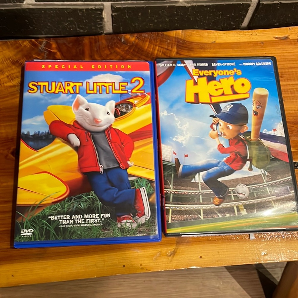 Stuart Little 2 & Everyone’s Hero DVD’s